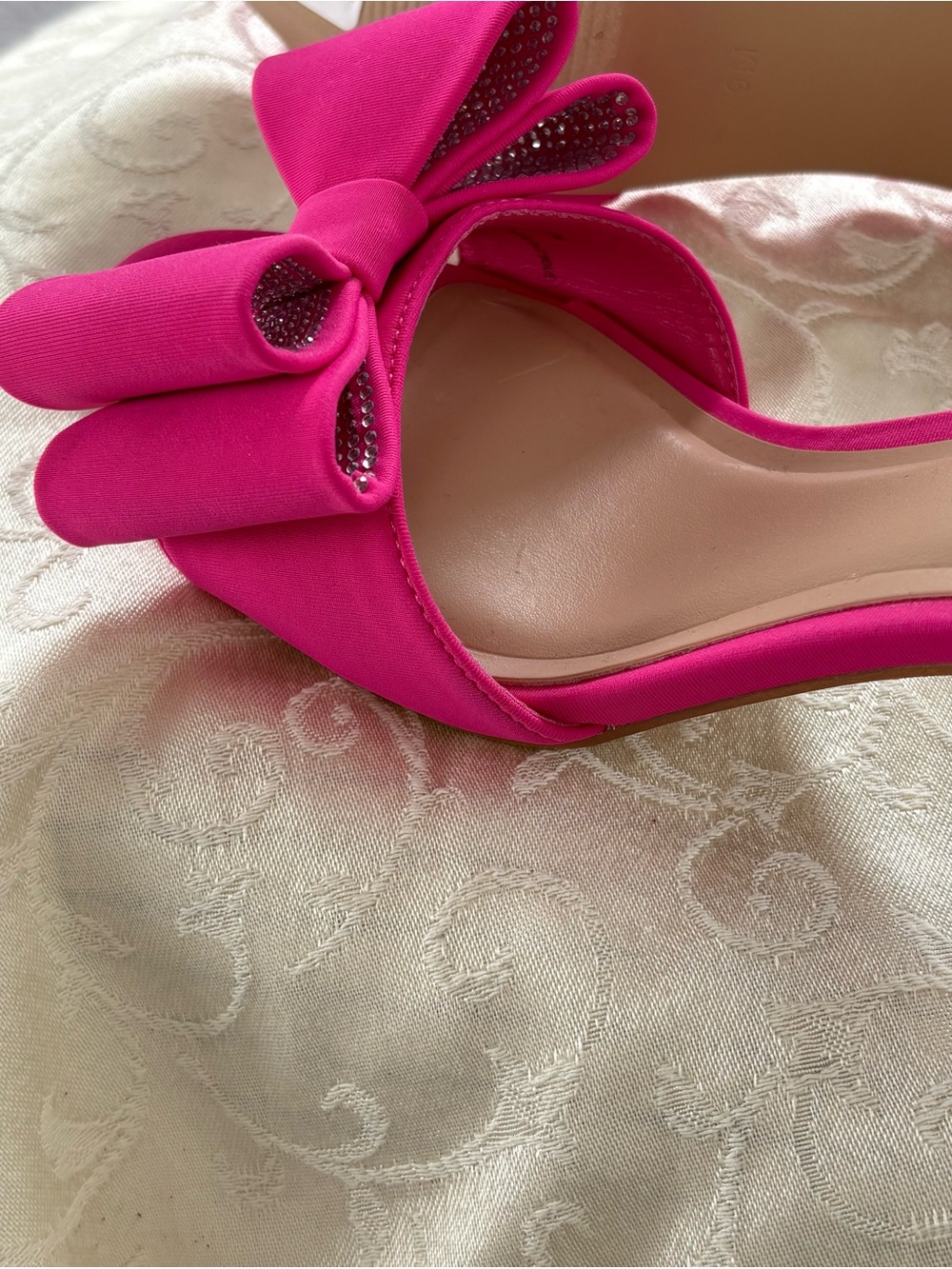 Steve Madden Hot Pink Bow Slide Mules - Picture 4 of 6